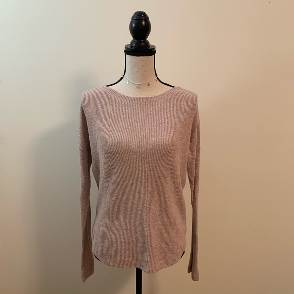 Express Sweaters - Express • Pink Sweater